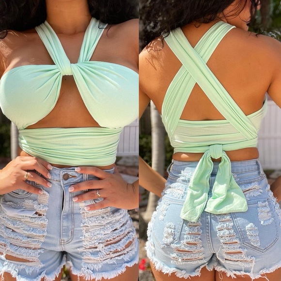 HALTER NECK TIED CROP TOP - MINT - Picture 1 of 3